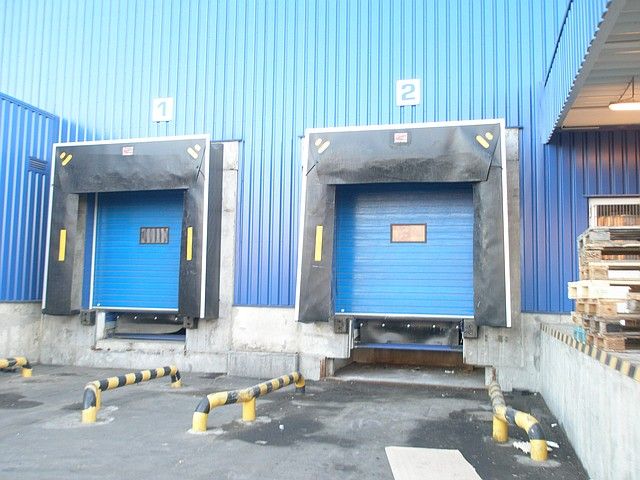 Ворота промышленные на склад РВА0087 фото