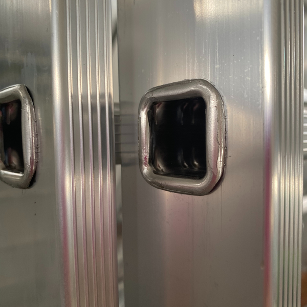 Лестница алюминиевая двухсекционная  2х9 (3.65 м) СПР0402 фото